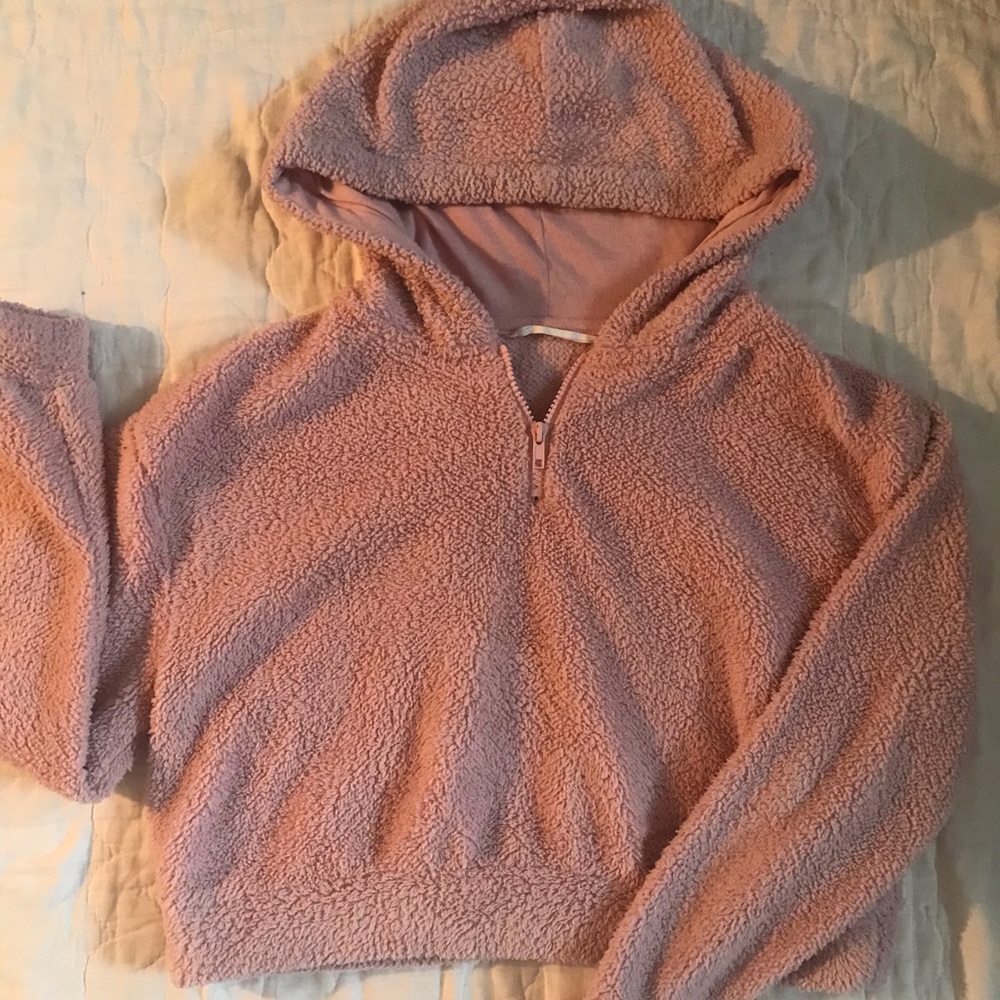 Cropped Fuzz Sweater - Picture 2 of 3